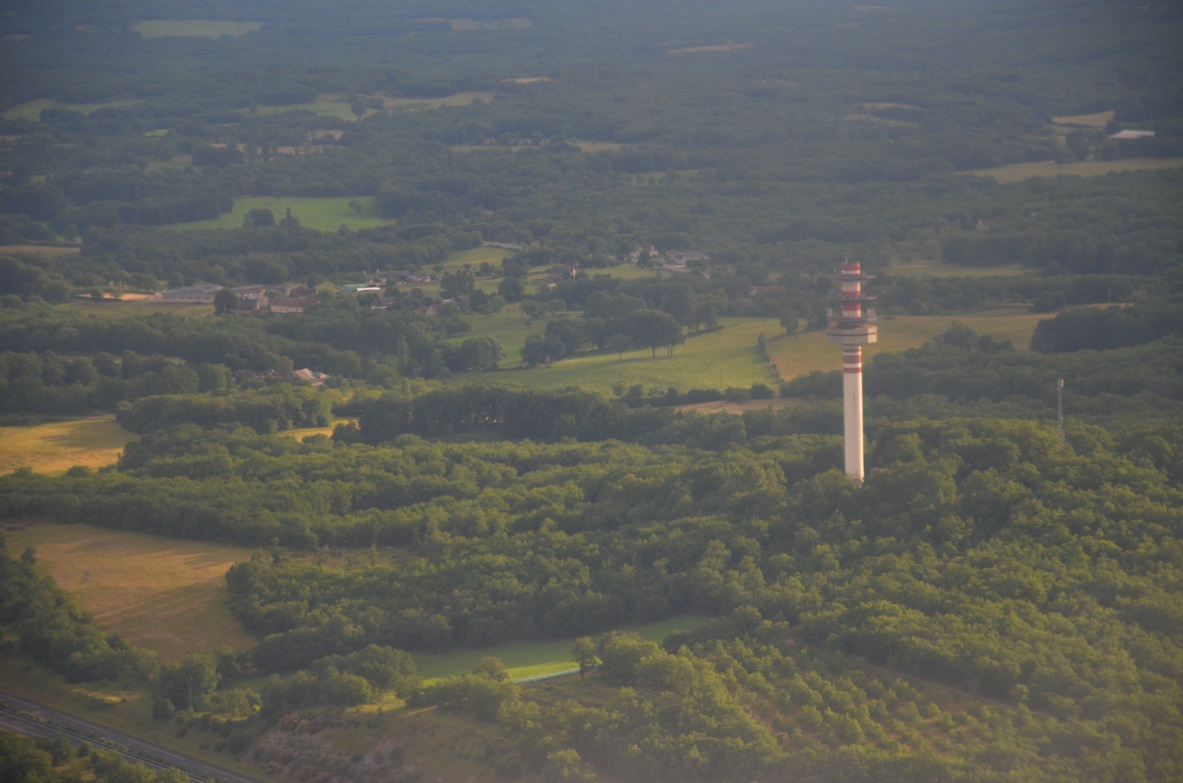 Cressensac Tour telecom.JPG